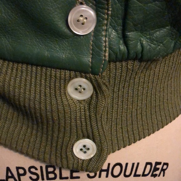 Unique Vintage Saks Fifth Ave Green soft lamb skin Leather Vest - Picture 4 of 9